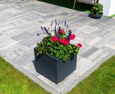 hidden problems in old decks and patios 390x320 - 5 Hidden Problems You Can’t See in an Old Deck or Patio